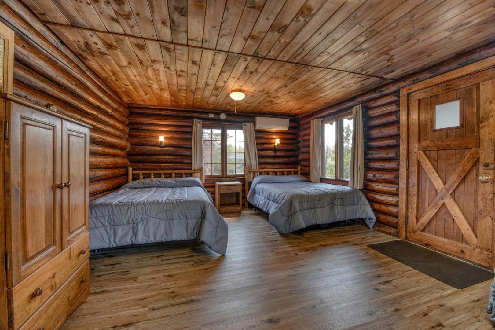 Edgewater Resort Iron Mountain Exterior foto